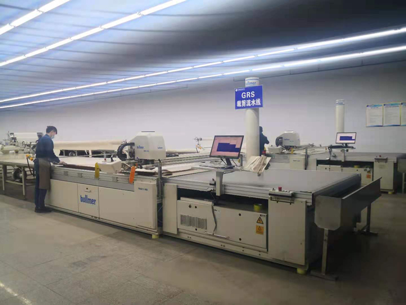 褲子生產(chǎn)現(xiàn)場