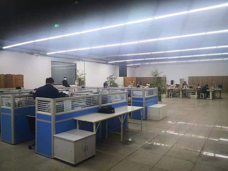 褲子生產(chǎn)現(xiàn)場